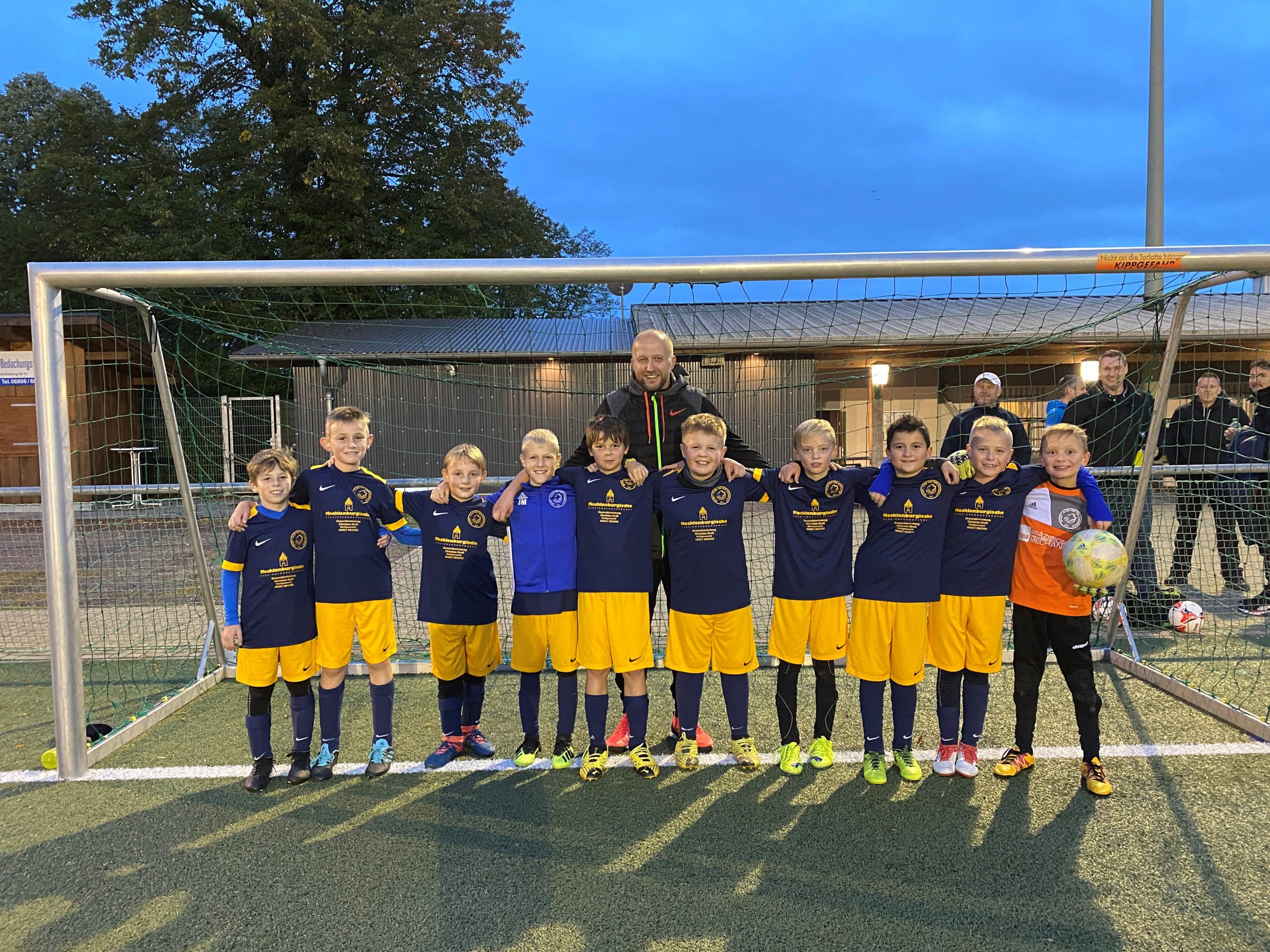 E2 siegt 6:4 in Heusweiler, E3 mit gefühltem Sieg beim 5:5 gegen Hüttigweiler/Schiffweiler 2